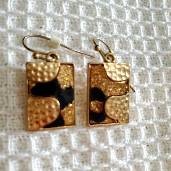 VTG Animal Print Dangling Earrings Hammered Accent Black + Gold Shimmer Enamel - Picture 2 of 3